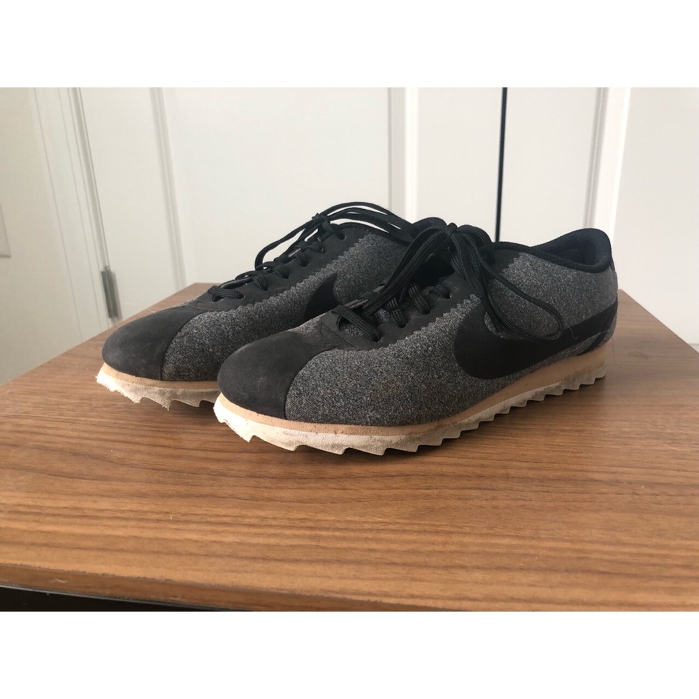 Nike women’s size 7 golf shoes